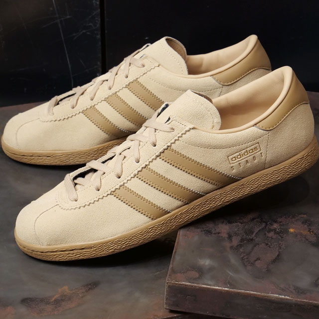 �A�f�B�_�X�I���W�i���X adidas Originals �X�j�[�J�[ �V���^�b�g NJH41 JI1886 FW24 STADT �C �}�W�b�N�x�[�W�� �J�[�h�{�[�h �S�[���h���^���b�N ���K�戵�X