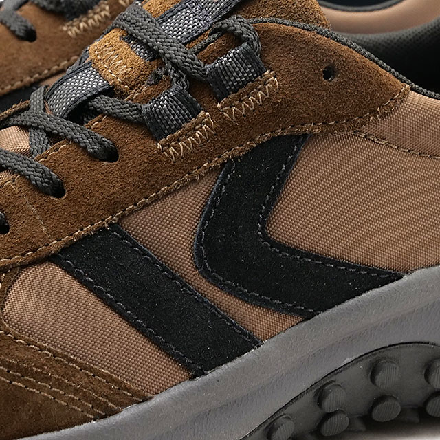 KEEN（キーン） スニーカー ケーエス エイティーシックス 1029590 FW24