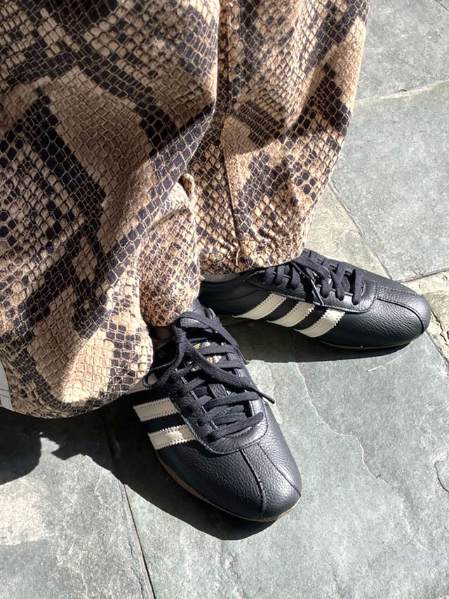 adidas Originals アディダス オリジナルス スニーカー トーキョー