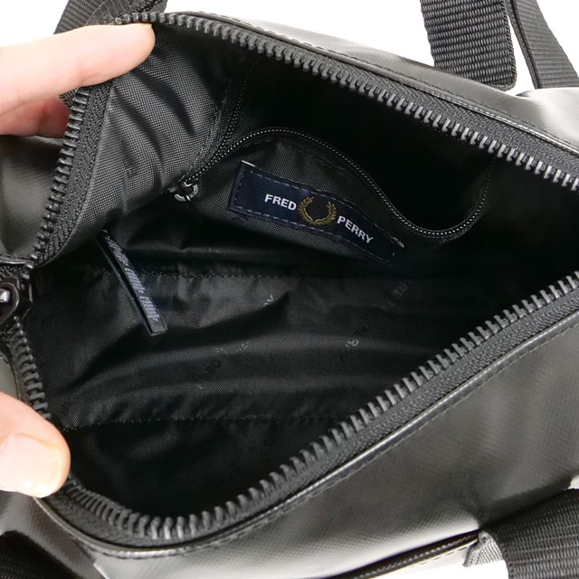 FRED PERRY（フレッドペリー） トーナルクラシック ミニバレルバッグ
