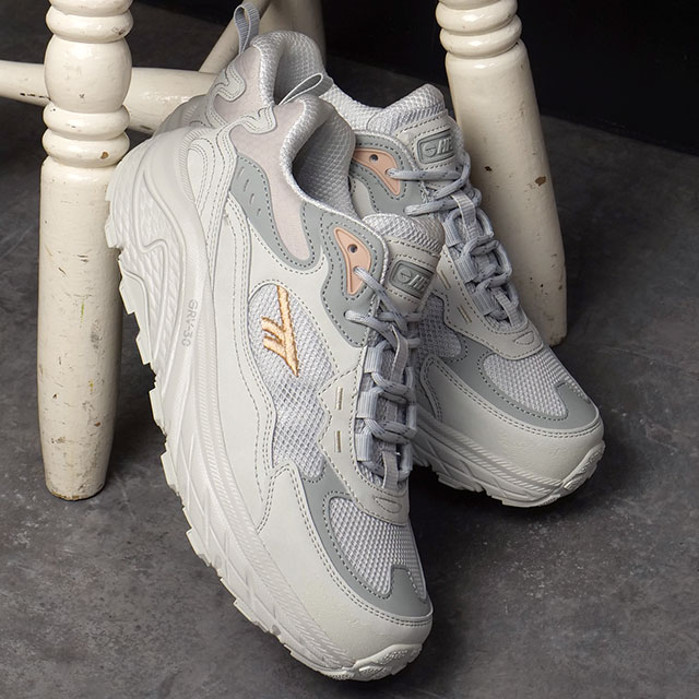 �n�C�e�b�N HI-TEC �X�j�[�J�[ ���f�B�[�X �C�[�X�g�G���h �E�H�[�^�[�v���[�t 53144044 SS26 HT HKU16 EASTEND WP �C �n�C�L���O �����h�� �O���[ ���K�戵�X