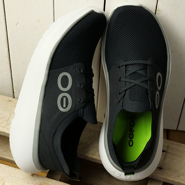 6ۏ E[tHX OOFOS Jo[V[Y Y E[}C XgCh 2000930004251 SS25 Men's OOmy Stride C Xj[J[