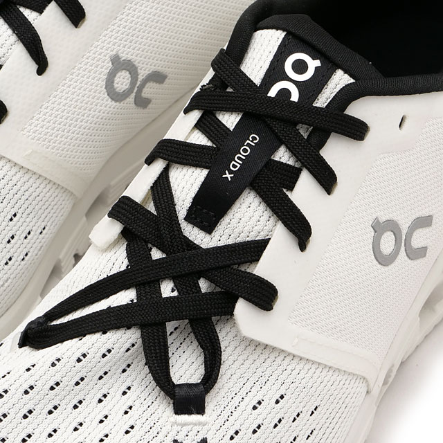 On（オン） スニーカー クラウド エックス 4 ウィメンズ 3WE30070791