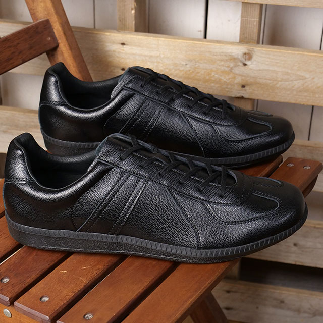 GERMAN TRAINER（ジャーマントレーナー） スニーカー ミリタリー