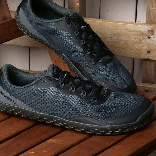 ������ MERRELL �����Y �x�C�p�[ �O���[�u 7 J00003343 SS26 M VAPOR GLOVE 7 �x�A�t�b�g�V���[�Y �������o ����X�j�[�J�[ �u���b�N ���K�戵�X