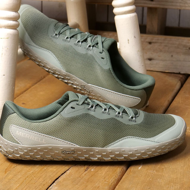 ������ MERRELL �����Y �x�C�p�[ �O���[�u 7 J00003345 SS26 M VAPOR GLOVE 7 �x�A�t�b�g�V���[�Y �������o ����X�j�[�J�[ WHITE-SAGE �O���[�n ���K�戵�X