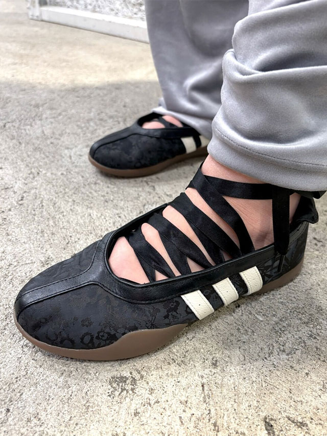 adidas Originals アディダス オリジナルス スニーカー レディース