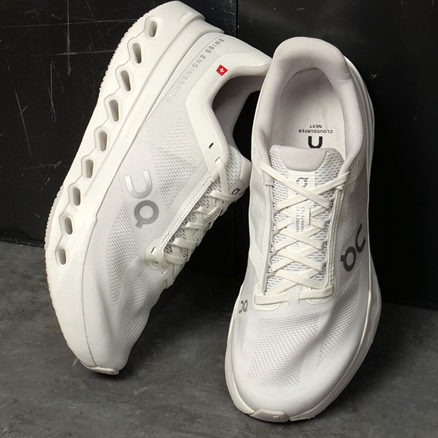 �I�� On �X�j�[�J�[ �E�B�����Y �N���E�h�T�[�t�@�[ �l�N�X�g 3WE30051200 SS26 Cloudsurfer Next ���f�B�[�X ���� �A�[�o�� �z���C�g White White ���K�戵�X