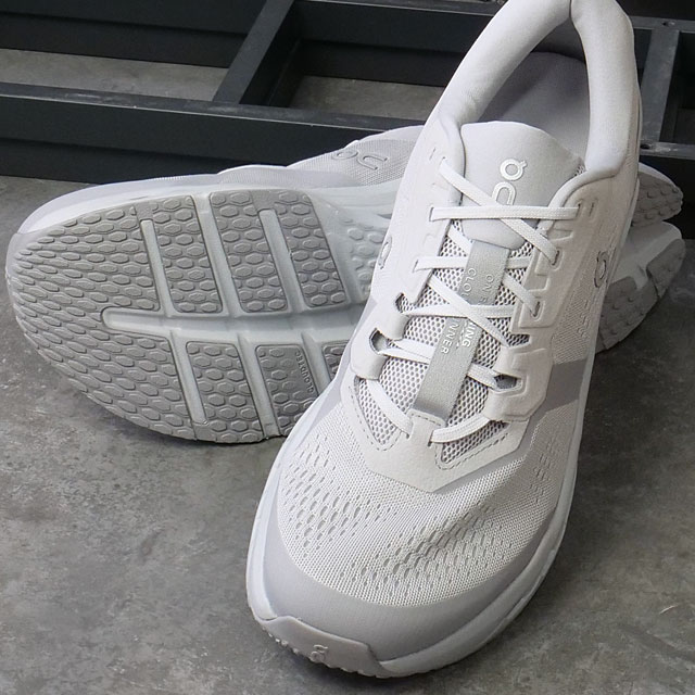 �I�� On �X�j�[�J�[ �����Y �N���E�h�����i�[ 3 3MG10071536 FW26 M Cloudrunner 3 �����j���O�V���[�Y �W���M���O �O���[ Glacier Alloy ���K�戵�X