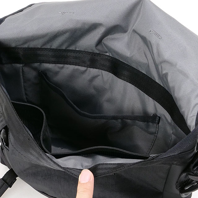 CHROME（クローム） クーリエ フラップ メッセンジャーバッグ 6L