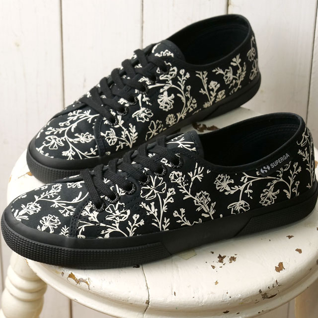 �X�y���K SUPERGA �X�j�[�J�[ �u���b�T�� �v�����g ���b�W�F�[�� 5A21523W FW25 3750 BLOSSOM PRINT LEGGERA ���f�B�[�X �ԕ� BK-SNOW-WHT AAF ���K�戵�X