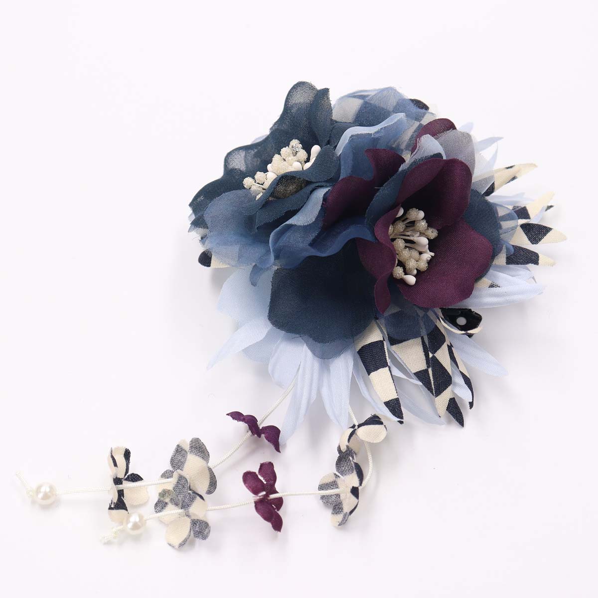 髪飾り クリップ 和装 浴衣 成人式 七五三 卒業式 入学式 花 ヘアアクセサリー かんざし 髪留め 花びら下がりの和柄2輪コサージュ 赤 白 コサージュ ゆかた 飾り | MisshKissh | 12