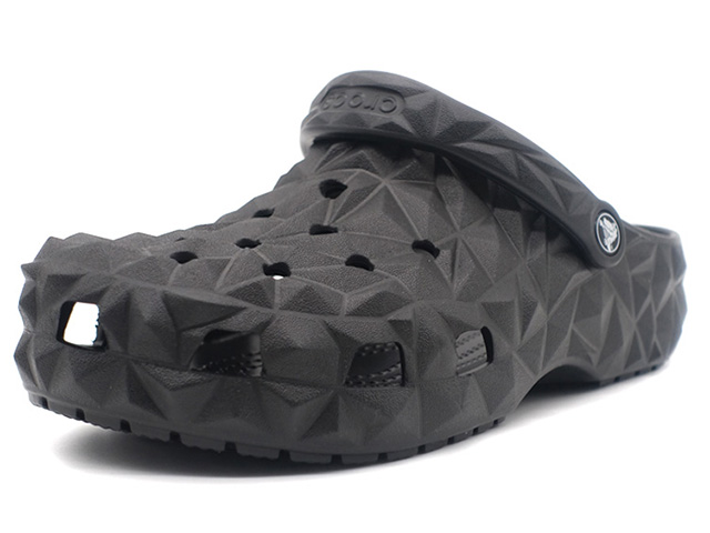 crocs　CLASSIC GEOMETRIC CLOG　BLACK (209563-001)｜mita-sneakers