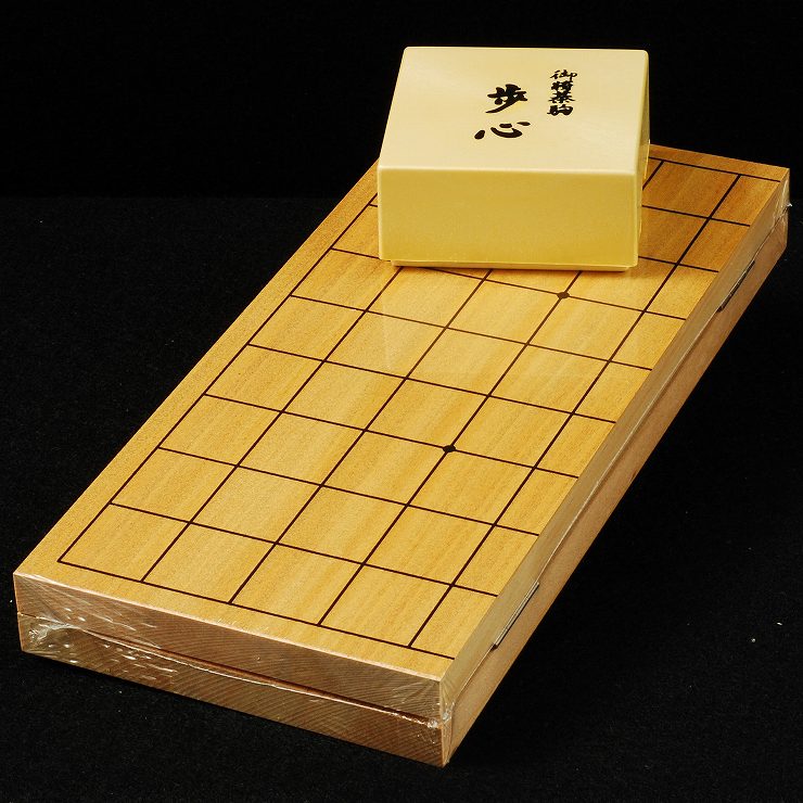折将棋盤6号プラスチック駒セット :osa6kp02set:三輪碁盤店 - 通販 - Yahoo!ショッピング