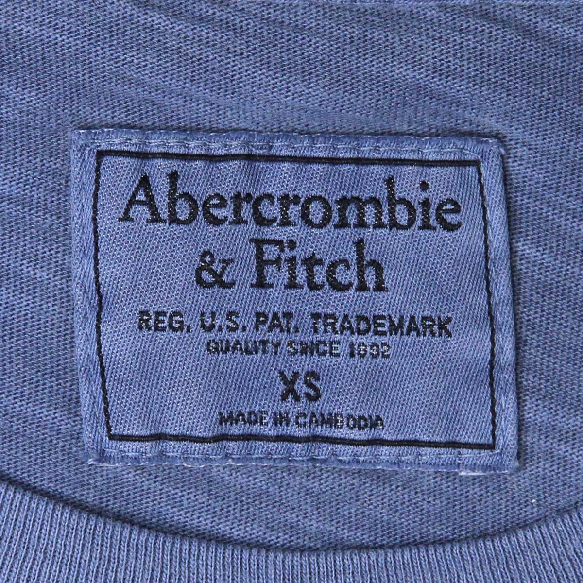 JETです。アバクロ メンズロンT Mサイズ 紺色 少々難あり メンズ T