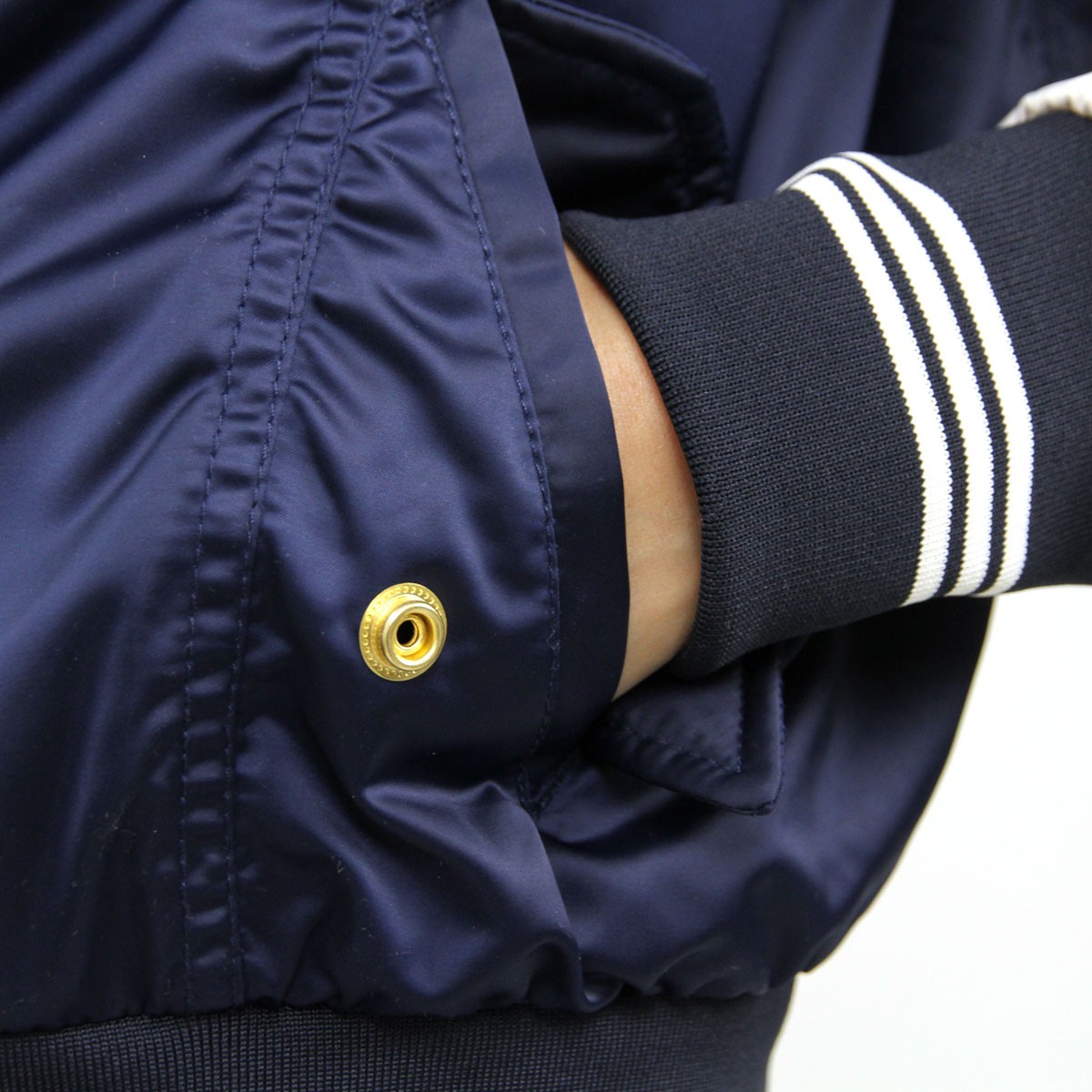 メゾンスコッチ MAISON SCOTCH 正規販売店 レディース アウター スタジャン BASIC COOL BOMBER WITH COLORBLOCKING 141372 17 51701 COMBO A D