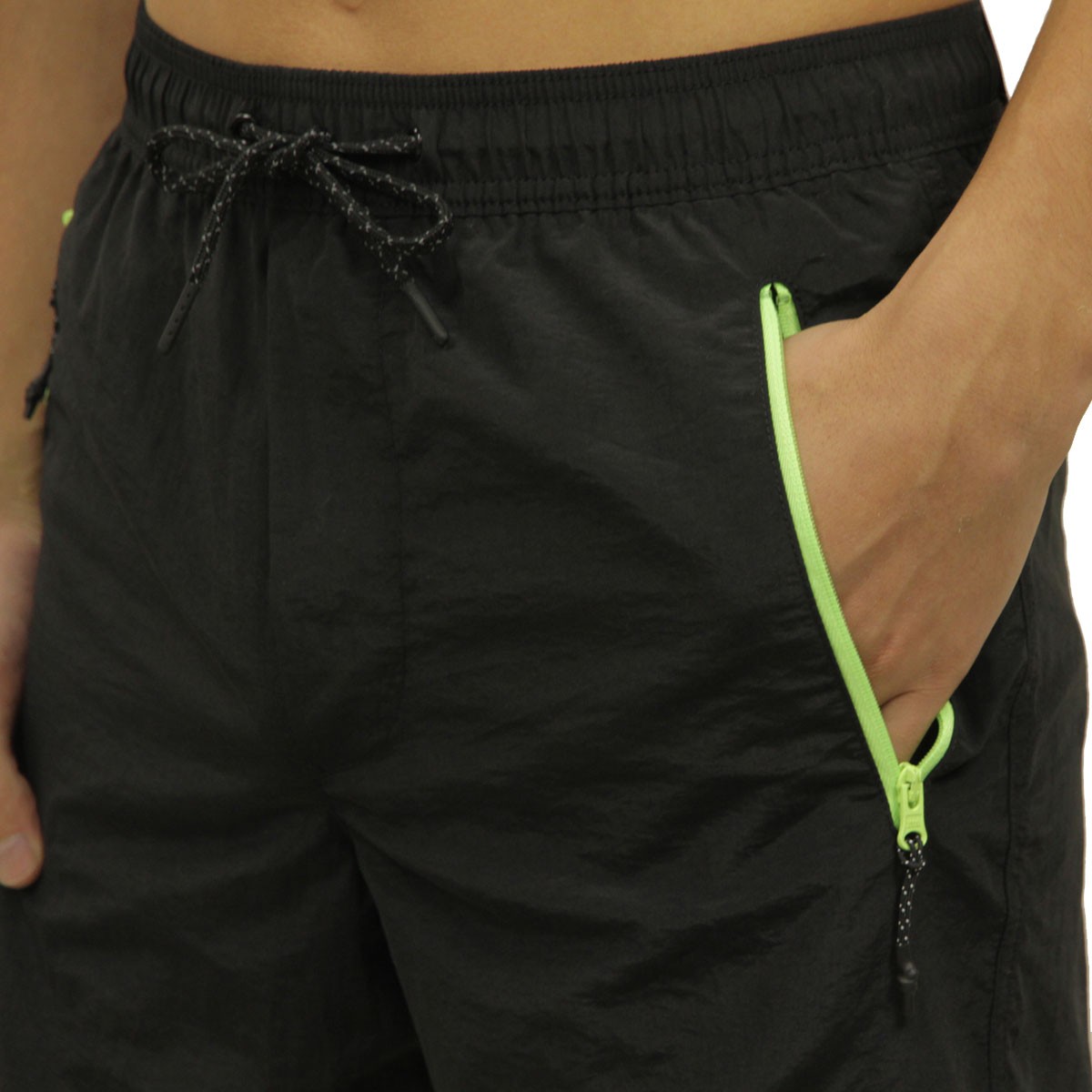 アメリカンイーグル 水着 メンズ 正規品 AMERICAN EAGLE スイムパンツ トランクス型水着 AE ALL DAY SHORT 4132-6783-001