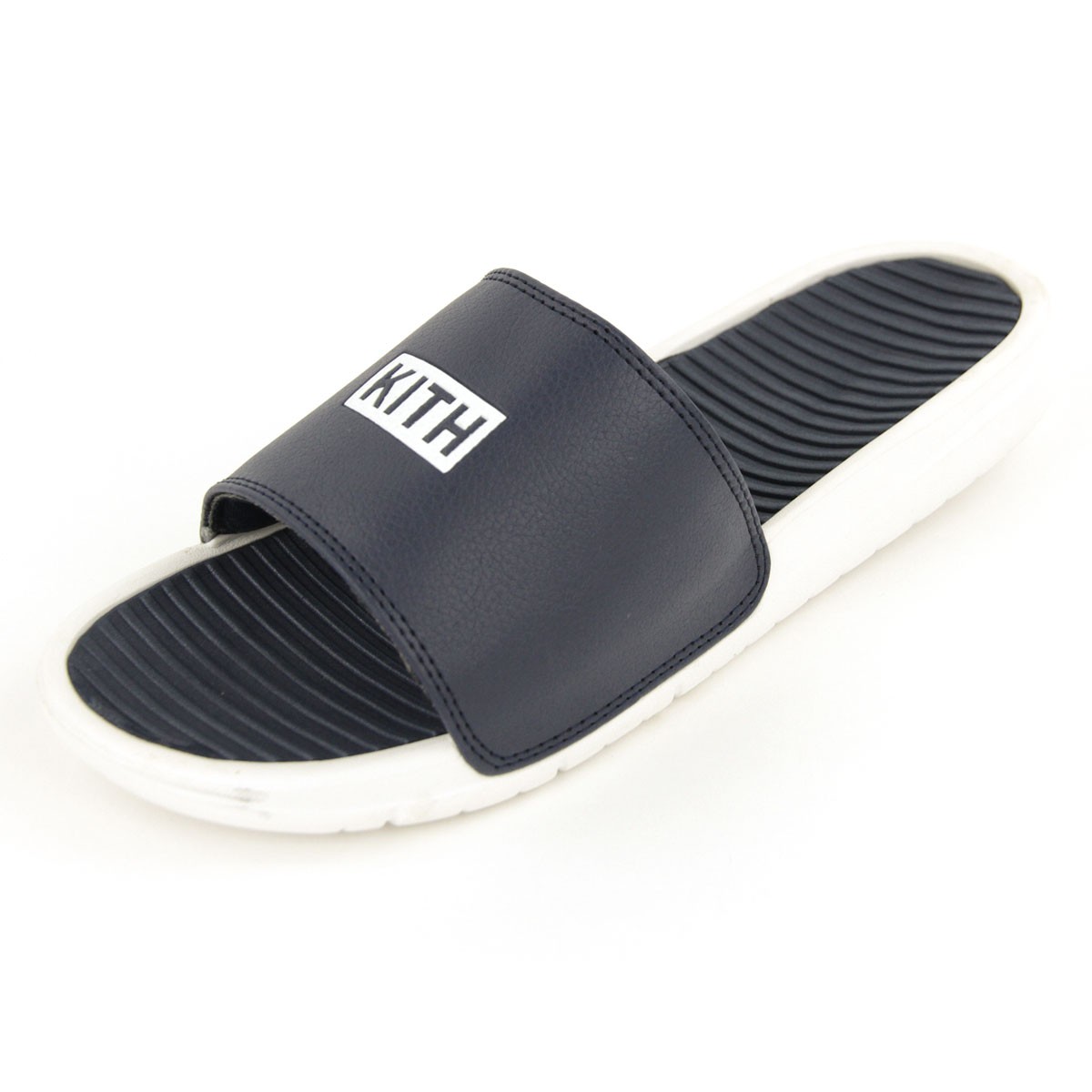 kith べナッシ サンダル 27.0 kith べナッシ サンダル 27.0 - メルカリ