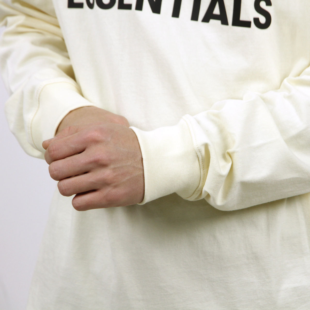 FEAR OF GOD（フィアオブゴッド） fog essentials Tシャツ メンズ 正規