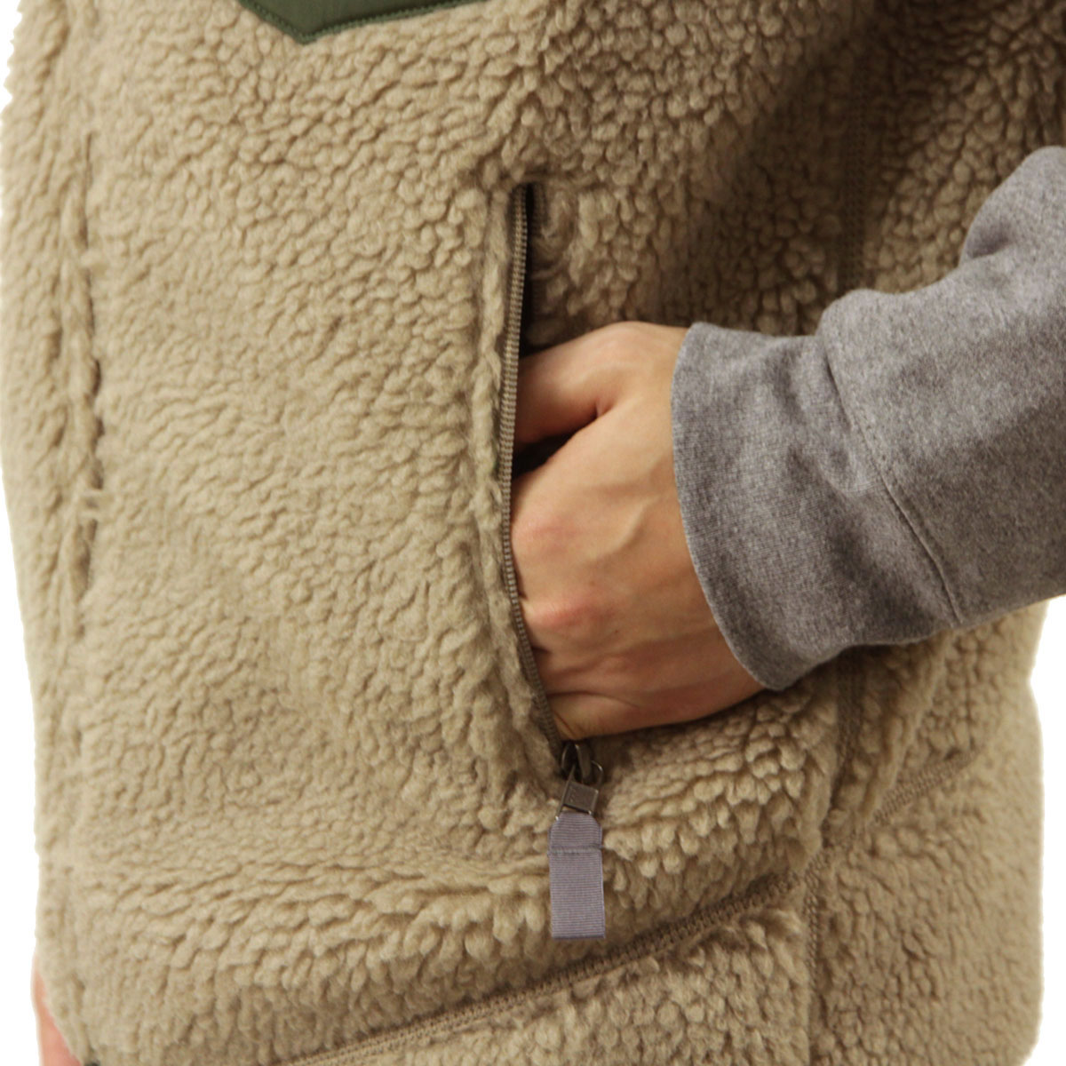 あるまPatagonia レトロXボアベスト 楽天市場】パタゴニア メンズ ベスト 正規品 patagonia レトロX