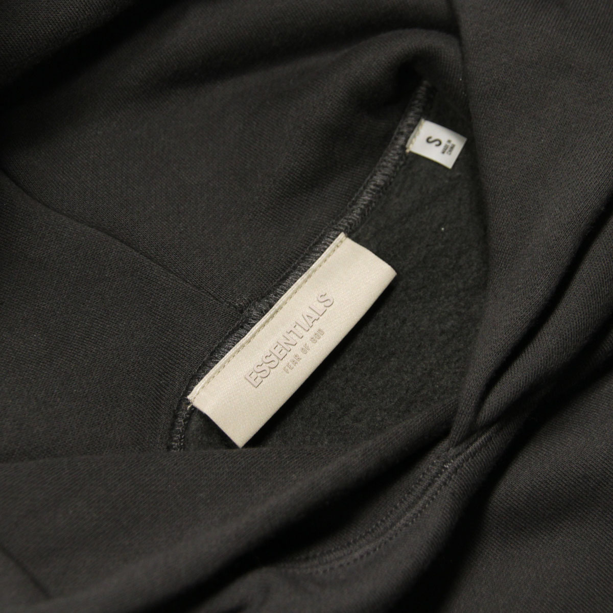 FEAR OF GOD（フィアオブゴッド） fog essentials パーカー メンズ