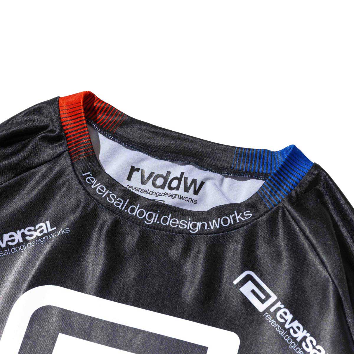 リバーサル メンズ ラッシュガード 正規販売店 REVERSAL クルーネック ロゴ 長袖Tシャツ ロンT RACING LONG RASH GUARD 黒 rv26aw601 BK BLACK
