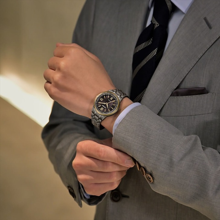EXCEED(CITIZEN) シチズン エクシード CB1147-61E LIGHT in BLACK限定