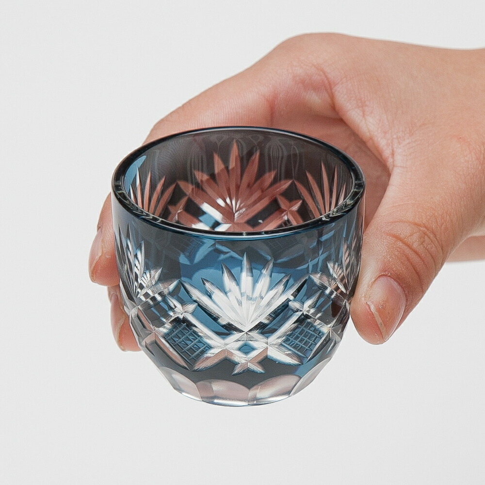 みよし漆器本舗 切子 お猪口 おちょこ 日本酒 冷酒 お酒 ガラス 切子
