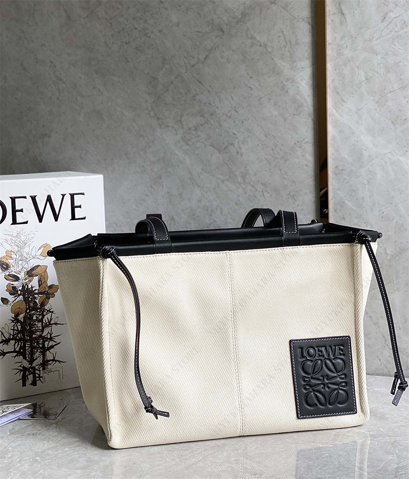 LOEWE ロエベ トートバッグ クッショントート キャンバス カーフ LOEWE LOEWE ロエベ トートバッグ クッショントート キャンバス カーフ LOEWE