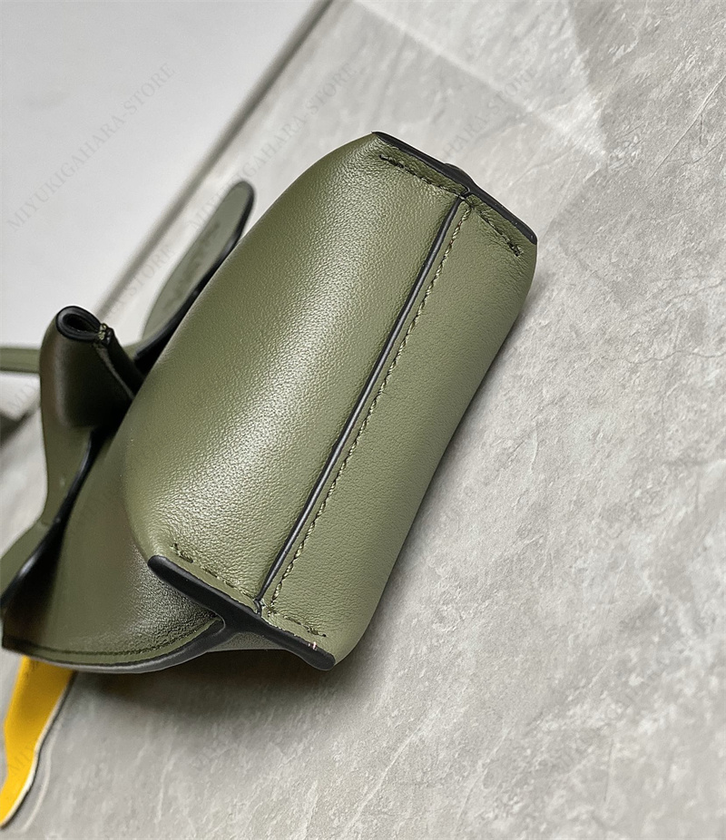 LOEWE ロエベ loewe ショルダーバッグ エレファント ポケット