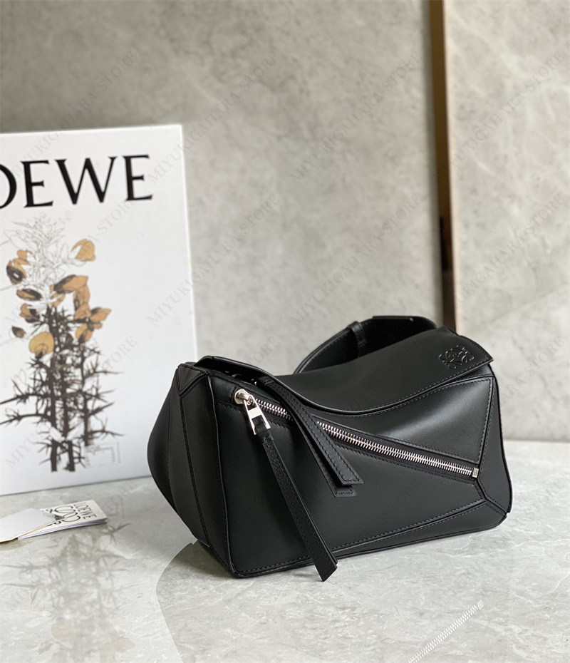 LOEWE ロエベ loewe ボディバッグ メンズ PUZZLE SMALL BUMBAG