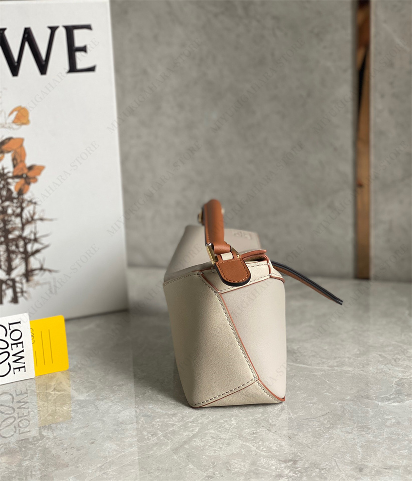 LOEWE ロエベ loewe レザー ショルダーバッグ トートバッグ 2WAY ハンドバッグ パズル ミニ PUZZLE 新品 パズルバッグ  ブランド レディース バッグ : miyukigahara-l29 : 御幸ケ原ストア - 通販 - Yahoo!ショッピング