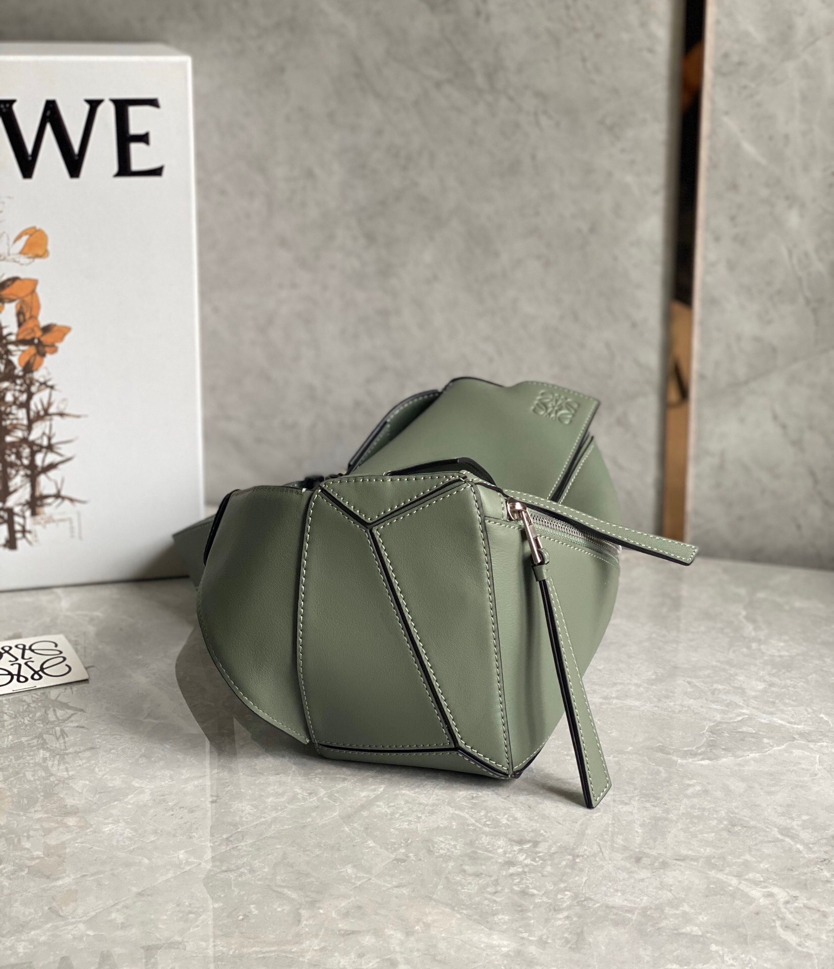 LOEWE ロエベ ボディバッグ メンズ loewe PUZZLE SMALL BUMBAG レディースバッグ パズル バムバッグ スモール  ベルトバッグ レザー クロスボディ 鞄 : miyukigahara-l37 : 御幸ケ原ストア - 通販 - Yahoo!ショッピング