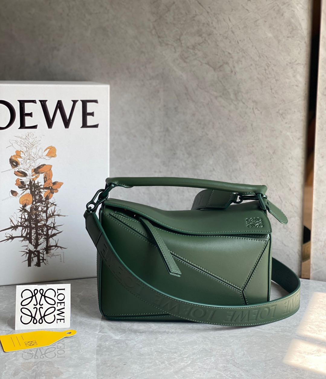 LOEWE ロエベ レザー ショルダーバッグ トートバッグ 2WAY