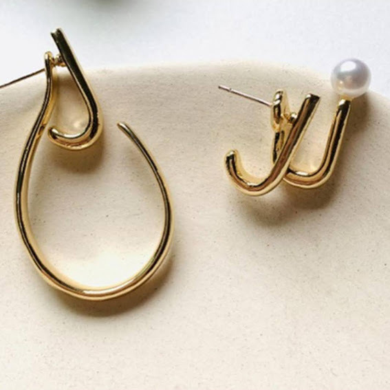 ピアス セット 大きめ 大きい 大ぶり ゴールド ゴールドピアス アシンメトリー アシンメトリーピアス おしゃれ 韓国 アクセサリー ギフト ギフト |  | 04