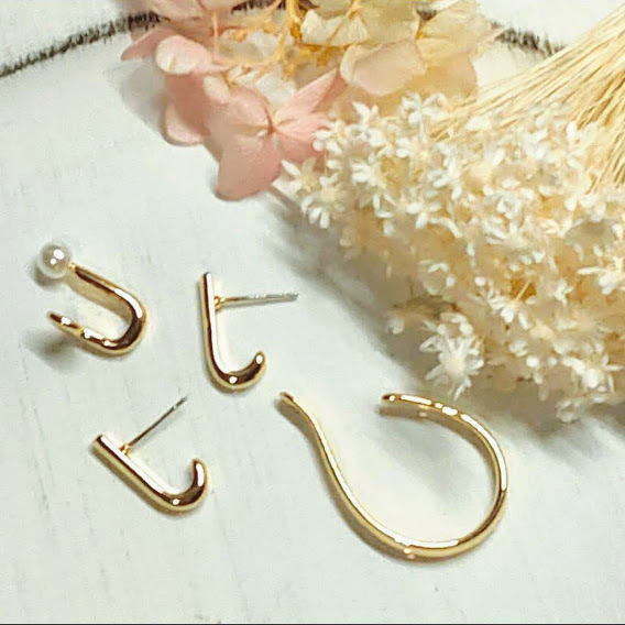 ピアス セット 大きめ 大きい 大ぶり ゴールド ゴールドピアス アシンメトリー アシンメトリーピアス おしゃれ 韓国 アクセサリー ギフト ギフト |  | 06