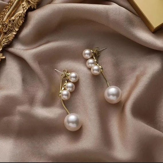 パール ピアス 大ぶり パール レディース ロングピアス 大き目