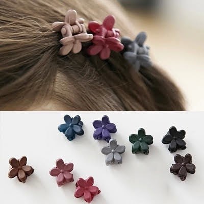 花ミニヘアクリップ（レディースアクセサリー）の商品一覧