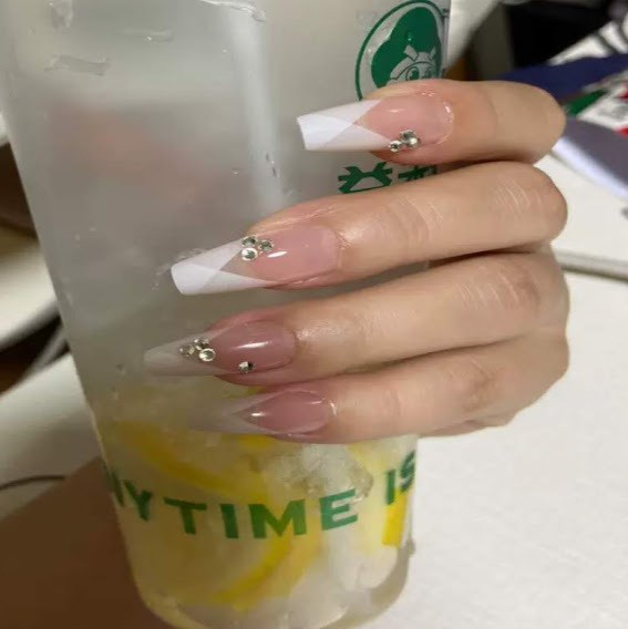 ネイルチップ ロング ネイル チップ ジェルネイル ストーン ワンホン