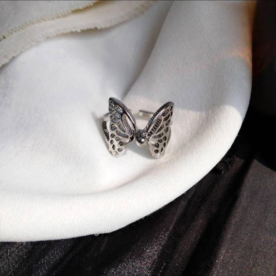 指輪 レディース 13号 まで調整可 オープンリング フリーサイズ 50代