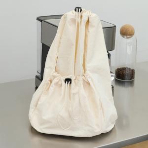 ワンショルダーバッグ レディース 鞄 斜め掛けバッグ 使いやすい ボディバッグ 巾着型 軽量 黒 A...