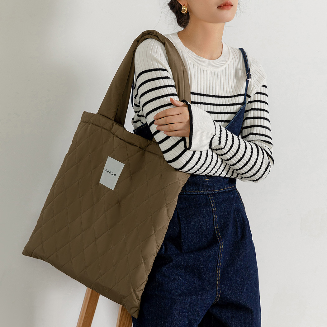 キルティング トート バッグ 縦型 軽量 レディース 大きめ A4 通勤 鞄