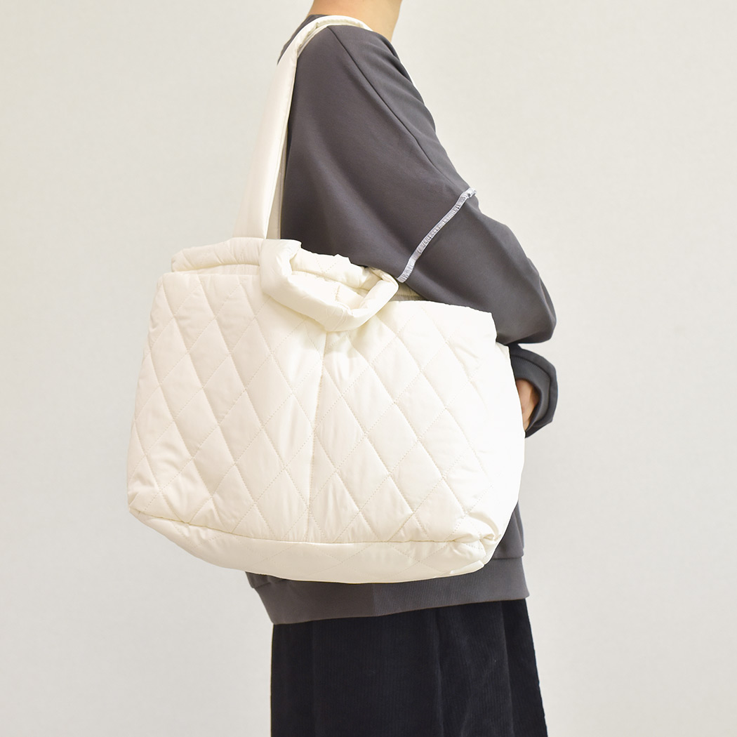 キルティング トート ハンドバッグ 2way ハンドル 大容量 レディース