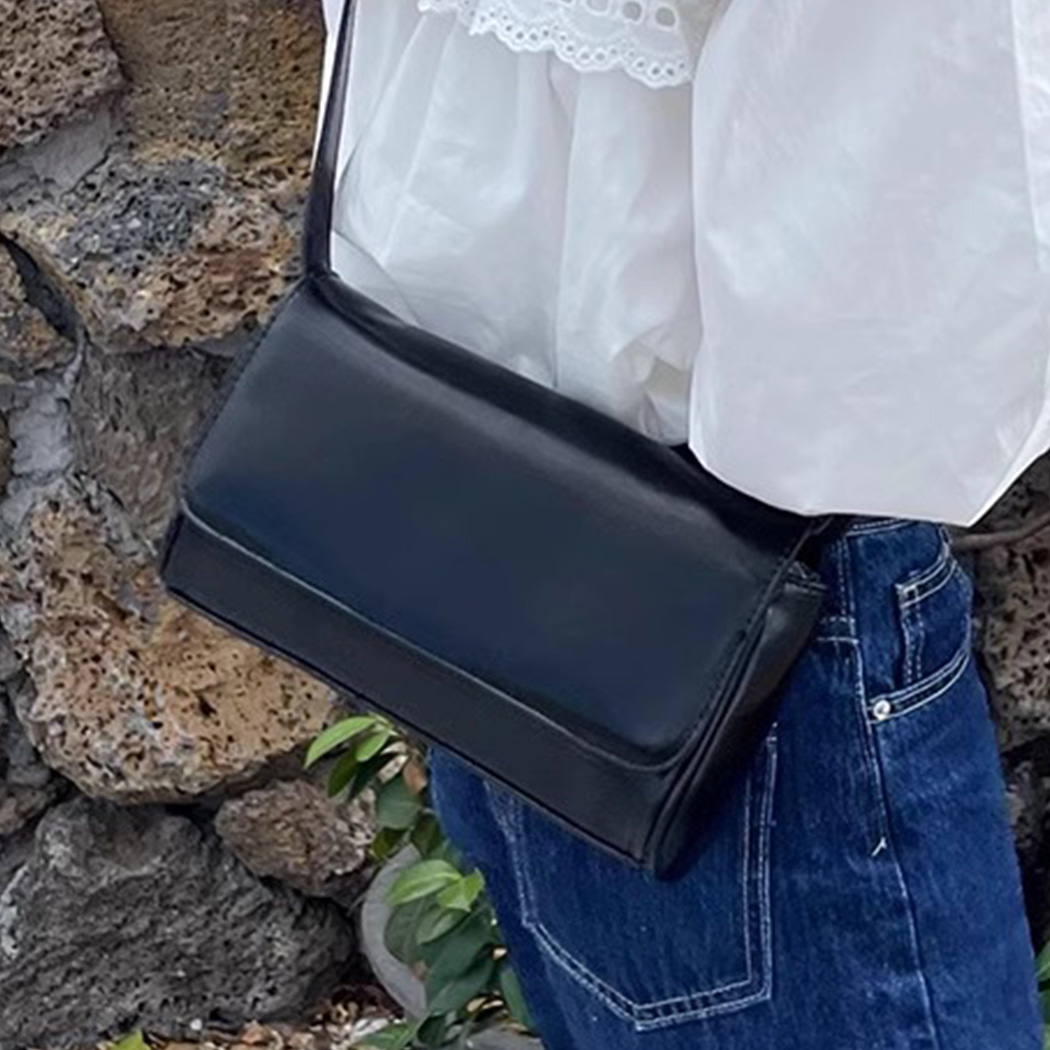 ショルダーバッグ レディース 斜めがけ 大人 上品 ワンハンドル ミニ