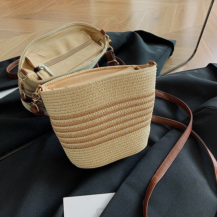 ショルダーバッグ 鞄