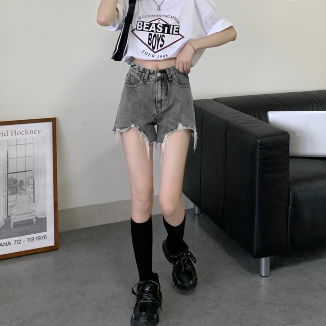 “ショートパンツ”