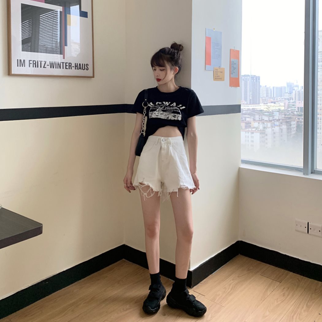 “ショートパンツ”