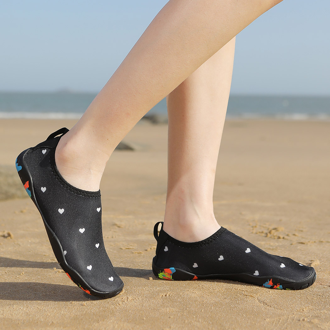 マリンシューズ