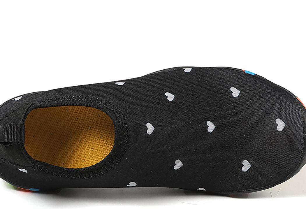 マリンシューズ