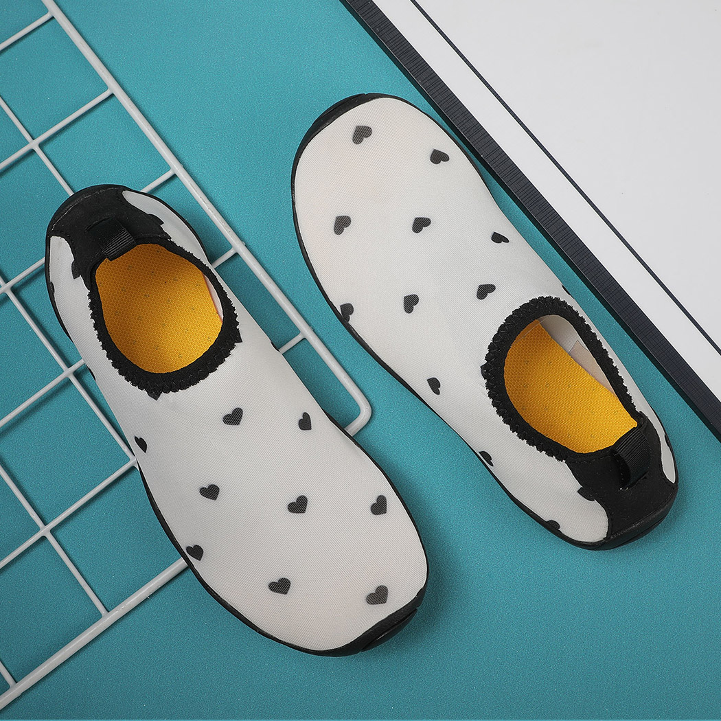 マリンシューズ